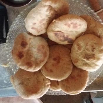 Ana Lorenzo Sour dough english muffing second overview