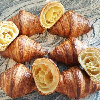 Bunda Viennoiseries first slice
