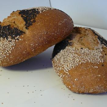 Ismaele Pane nero di Castevetrano. first slice