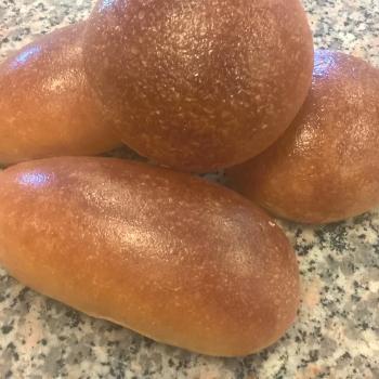 Sweet&Sourdough Classical brioche first slice