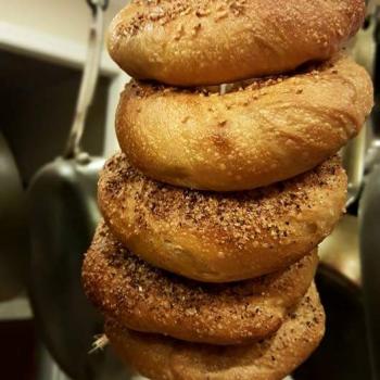 Tom Seaver Rye breads,Bagels,Pretzels,Waffles first slice